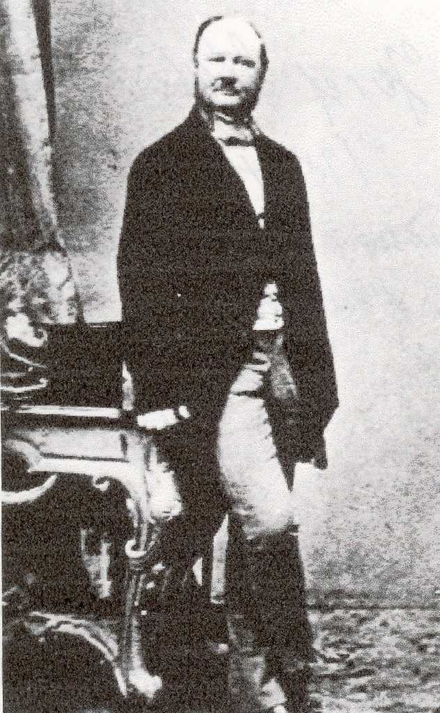 04_017.jpg - Josef Stubenberg (1824 - 1896), manžel majitelky panství Anny Nimptsch