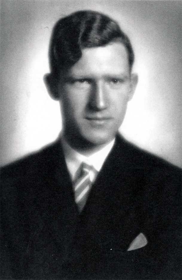 05_009.jpg - Arnošt Stubenberg (1913 - 1995), majitel velkostatku v letech 1938 - 1945
