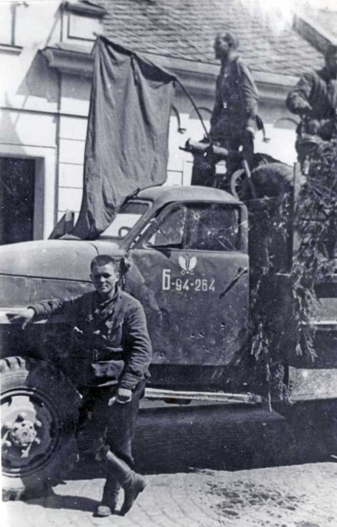 06_015.jpg - Z příjezdu Rudé armády do Kyšperka 9.5.1945
