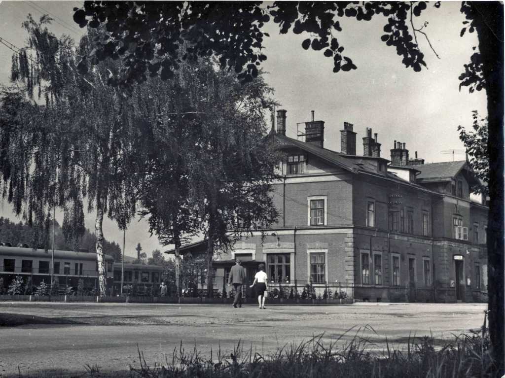 15_026.jpg - Nádraží v Letohradě kolem roku 1960