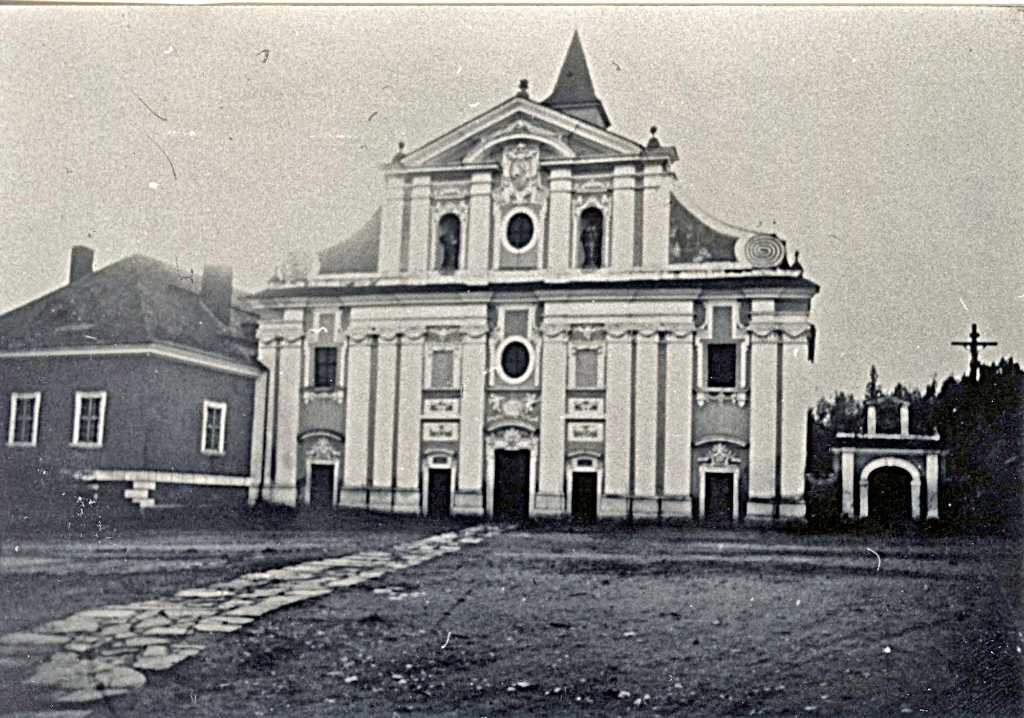 17_001.jpg - Kostel sv. Václava  kolem roku 1900