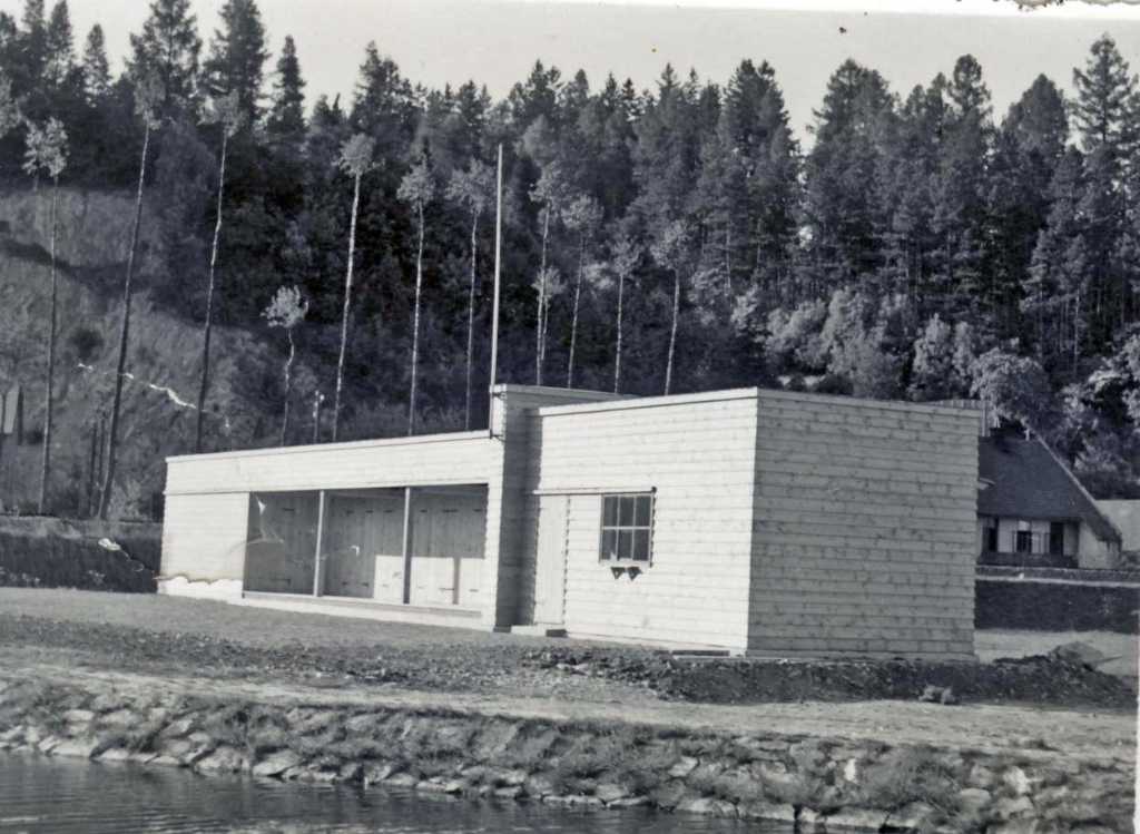 21_014.jpg - Plovárna zřízená Okrašlovacím spolkem na Tiché Orlici u Petříkova mlýna, v roce 1933