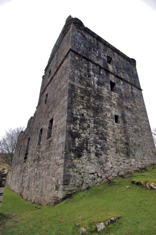 NIK_D100_4359.jpg - Carnasserie Castle