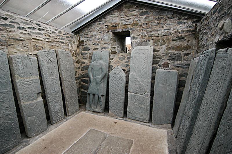 NIK_D100_4399.jpg - Kilmartin, Poltalloch stones