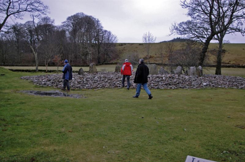 NIK_D100_4428.jpg - Temple Wood, dva kruhy